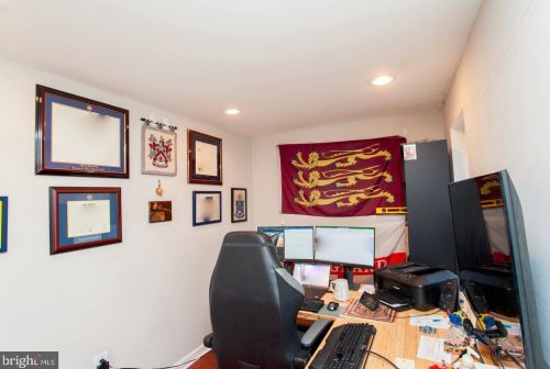 2302 Carlisle St, Philadelphia PA 19132-0040 exterior