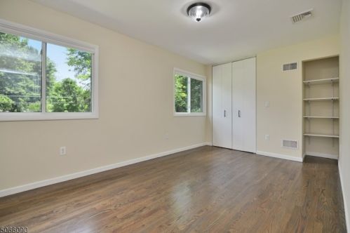 40 Camden Pl, West Milford Lakes NJ  07480-1106 exterior