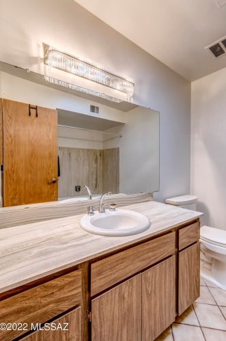 9360 Raleigh Dr, Tucson AZ 85704-3633 exterior