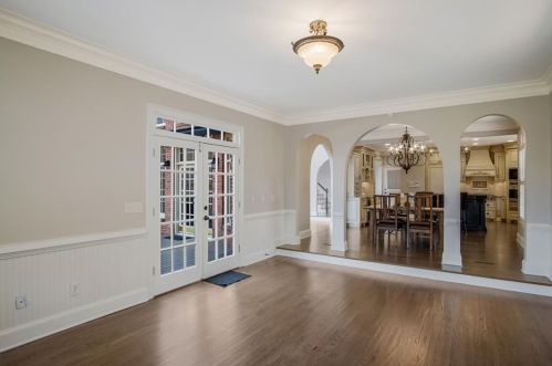 404 Colonsay Dr, Duluth GA 30097-4406 exterior