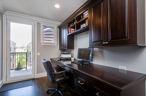 1512 Wieland St, Chicago IL 60610-1233 exterior