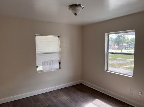 2011 51st Ct, Fort Pierce FL  34947-1683 exterior