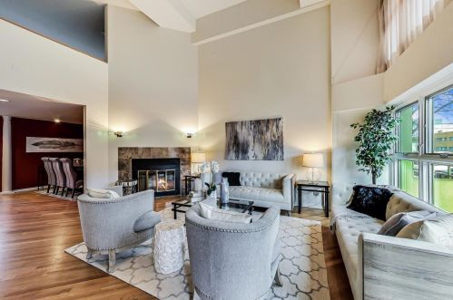 2246 Lakewood Ave, Chicago IL 60614-3629 exterior