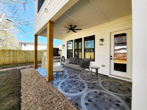 236 Martha Ave, Atlanta GA  30317-1443 exterior