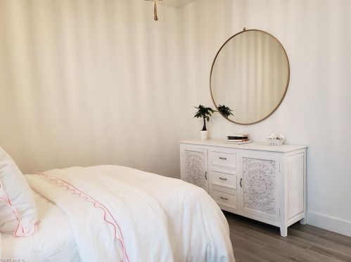 7956 Cordoba Pl, Naples FL 34113-8747 exterior