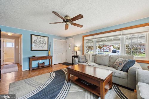 2160 Lee Ln, Chester PA 19014-2288 exterior