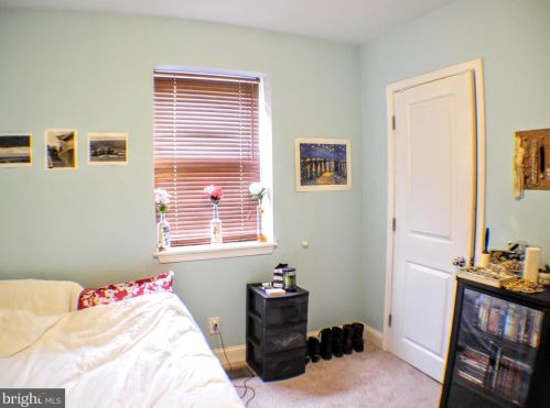 223 Girard Ave, Philadelphia PA 19130-1420 exterior