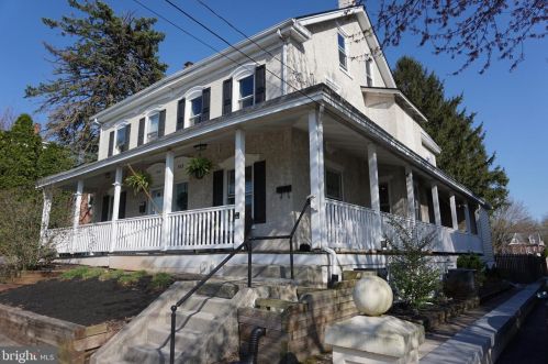 512 Walnut St, Limerick, PA 19468-2320