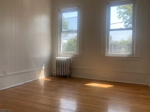 71 Stockman Pl, Irvington NJ  07111-2764 exterior