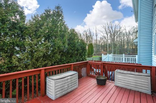 29 Stafford Ct, Trenton NJ 08690-3318 exterior