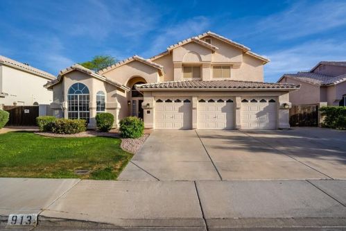 913 Beck Ln, Phoenix AZ  85022-3505 exterior