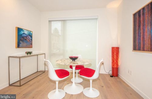 241 Krams Ave, Philadelphia PA  19128-4729 exterior