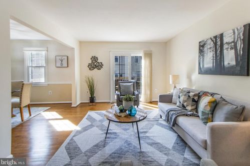 2017 Featherwood St, Silver Spring, MD 20904-6646