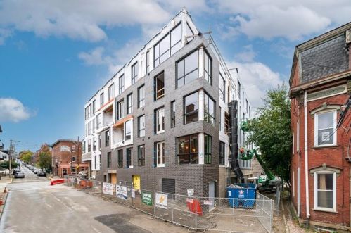 3725 Butler St, Pittsburgh PA 15201-1303 exterior