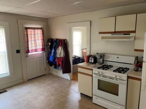 2 Highland St, Concord NH  03301-4500 exterior