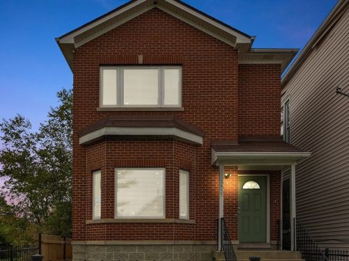 5650 Bishop St, Chicago IL  60636-1316 exterior