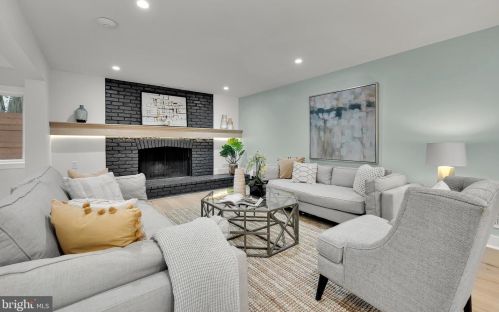 4624 Asbury Pl, Washington DC  20016-4325 exterior