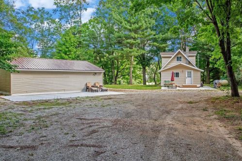 18520 Indian Village Rd, Big Rapids MI  49307-8999 exterior