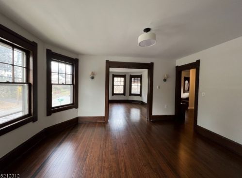 8 Clb St, Montclair NJ exterior