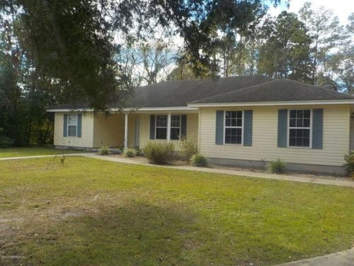 442 5th St, Macclenny, FL 32063-2310