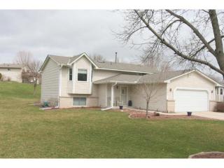 2187 Van Sloun Rd, Chaska, MN 55318-2880