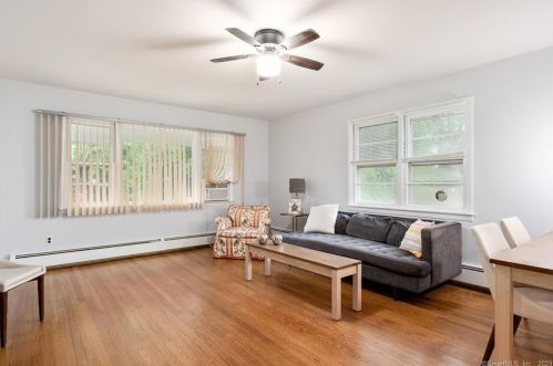 32 Arther St, Greenwich CT 06831-5107 exterior