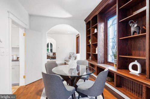 3708 Massachusetts Ave, Washington DC 20016-5812 exterior