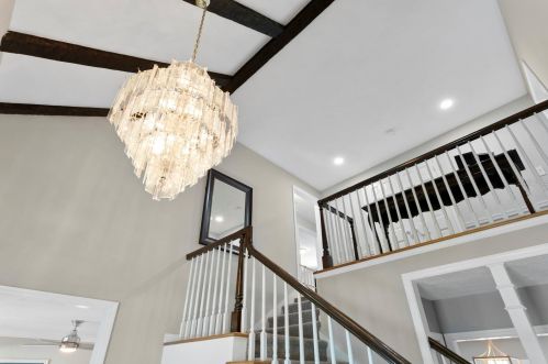 708 Grand Cir, Tampa FL  33617-7844 exterior