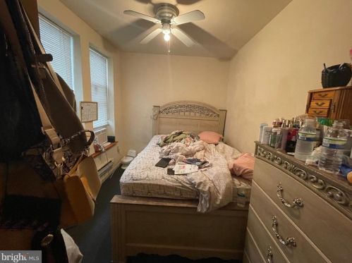 758 52 St, Philadelphia PA 19143-3233 exterior