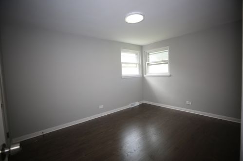 5124 Melvina Ave, Chicago IL  60638-1431 exterior