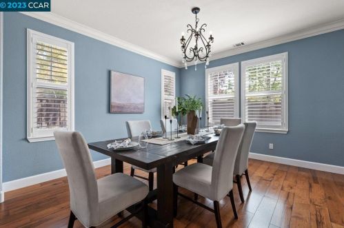 952 Maplegate Ct, Concord CA  94521-5450 exterior