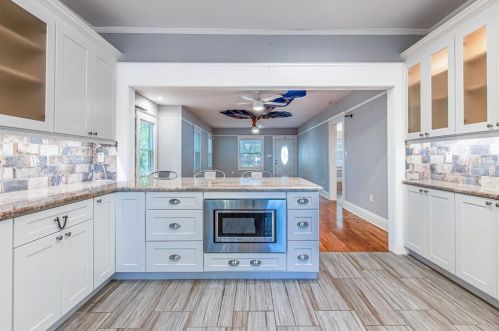 905 Cayuga St, Tampa FL 33603-4216 exterior