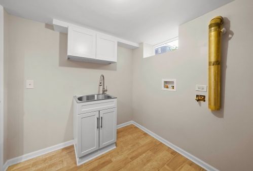 6538 Foster Ave, Chicago IL  60656-2245 exterior