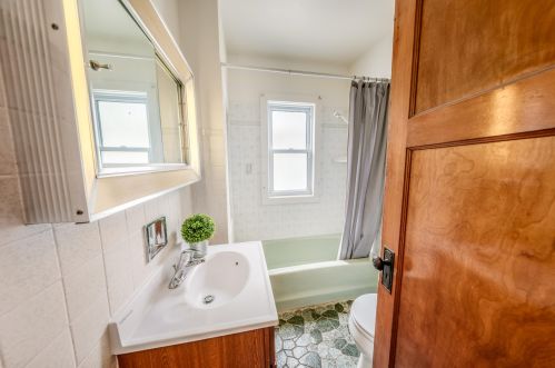 8315 Portland Ave, Milwaukee WI 53213-3017 exterior