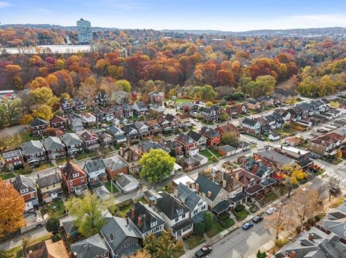 1624 Jancey St, Pittsburgh PA  15206-1327 exterior