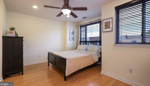 915 19 St, Philadelphia PA 19146-2638 exterior