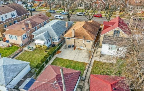 5431 Newcastle Ave, Chicago IL 60638-2303 exterior