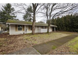 16103 Haig St, Portland, OR 97236-1933