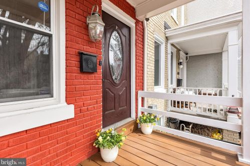 628 Orleans Pl, Washington, DC 20002-3402