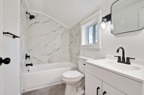 1307 Jefferson Heights Rd, Pittsburgh PA  15235-4807 exterior