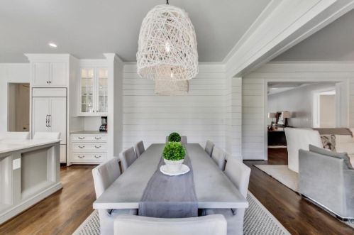 1160 Beechwood Ave, Atlanta GA 30327-0042 exterior