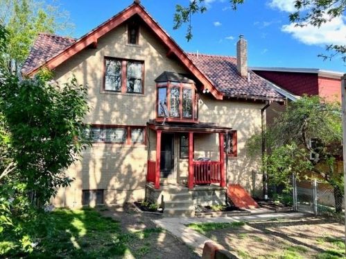 3220 Brownsville Rd, Pittsburgh PA 15227-2432 exterior