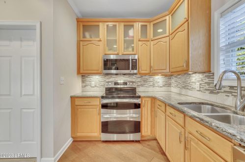 47 Kensington Blvd, Bluffton SC 29910-4891 exterior