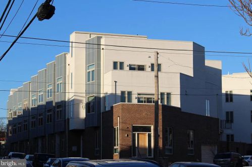 837 19th St, Philadelphia PA 19130 exterior