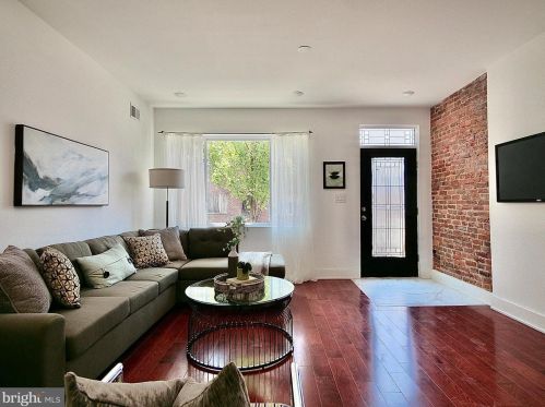 1603 8th St, Philadelphia, PA 19148-1214