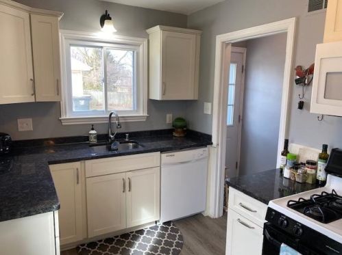 2623 80, Milwaukee WI 53213-1010 exterior