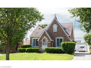 6601 Meadowbrook, Cleveland OH  44144-1521 exterior