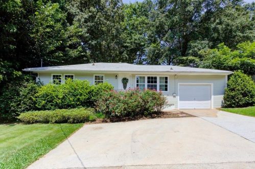 979 Bank St, Smyrna, GA 30080-3343