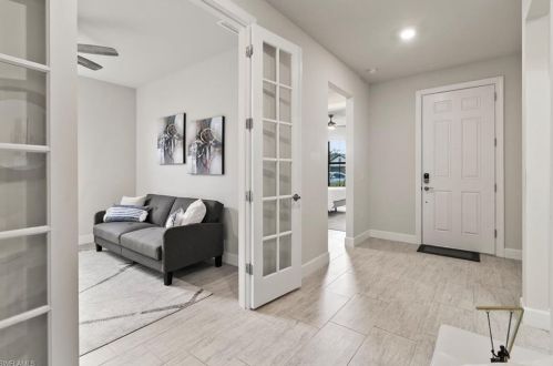 2754 Aviamar Cir, Naples FL 34114-0097 exterior