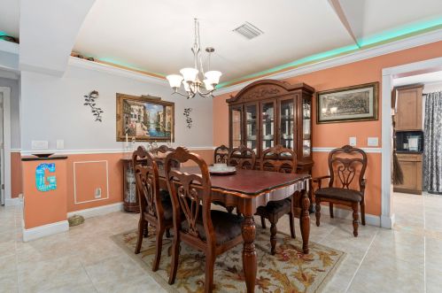 1602 Thumb Pt Dr, Fort Pierce FL 34949-3569 exterior